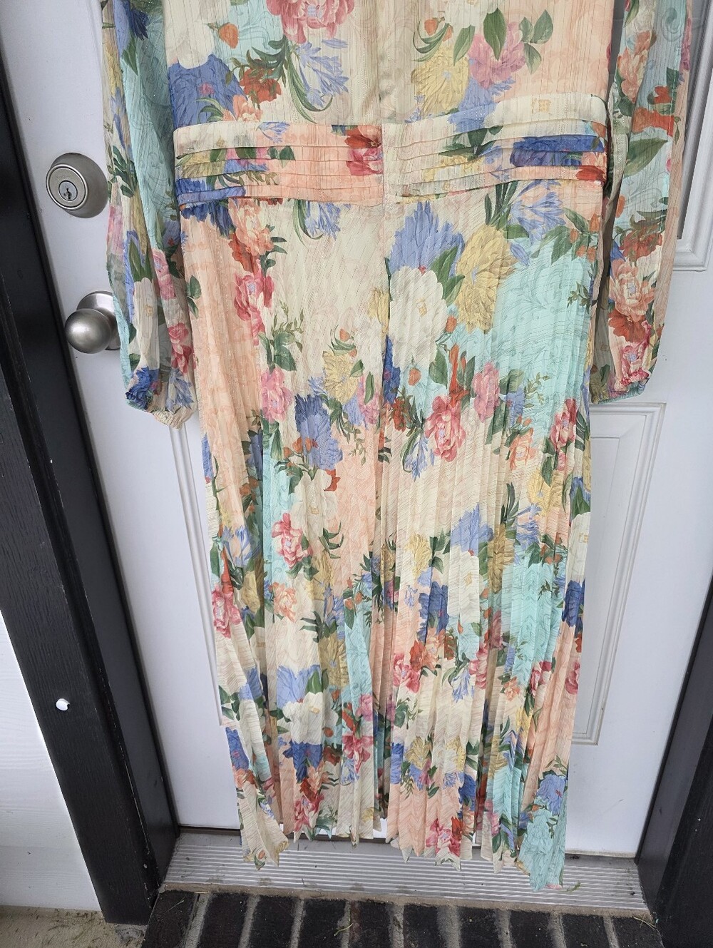 Siena Floral Maxi Dress Size 14 Pastel Garden Print Pleated Long Sleeve Boho - Picture 12 of 13